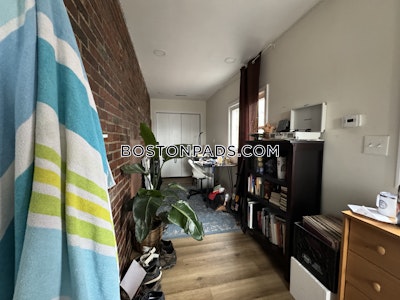 Mission Hill 4 Bed 2 Bath on Copenger St in BOSTON Boston - $6,000