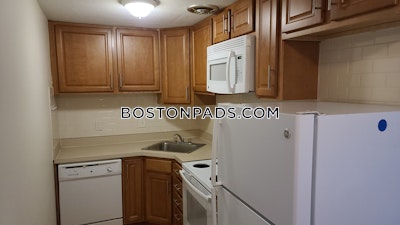 Watertown Studio 1 Bath - $2,100 No Fee