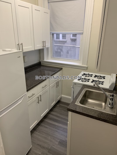 Allston 1.5 Beds 1 Bath Boston - $2,850