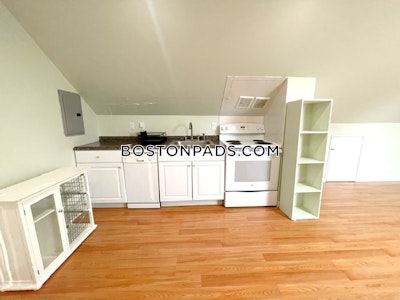 Cambridge 1 Bed 1 Bath CAMBRIDGE  Mt. Auburn/brattle/ Fresh Pond - $2,050 No Fee