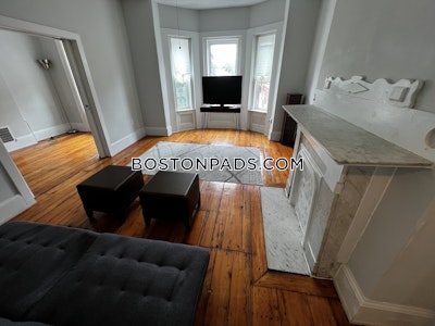 Roxbury 3 Beds 2 Baths Boston - $3,500