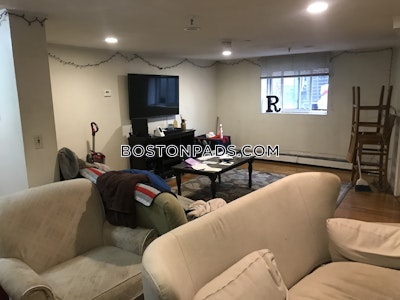 Allston/brighton Border Apartment for rent 3 Bedrooms 1.5 Baths Boston - $3,200