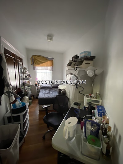 Allston 3 Beds 1.5 Baths Boston - $3,000 50% Fee